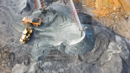 Financing Momentum: Gold, Copper, and Alternative Lending