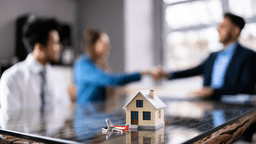 Strong Mortgage Growth Amid Easing Rates