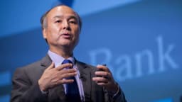 Dovish Fed / SoftBank Bets on AI / Gold Junior Commences Production