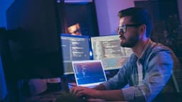 Tech & AI Stocks Under Pressure / Saudi Arabia Eyes Resource Investments
