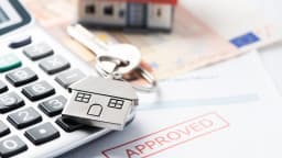 Poised to Close the Valuation Gap